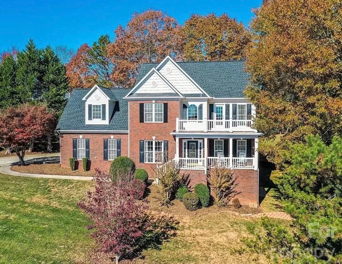 Primary Photo - 5700 Crown Terrace