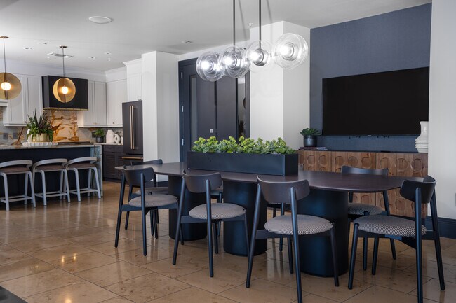 Foto del edificio - Heights at Park Lane