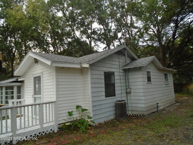 Building Photo - 4308 Napoli Rd