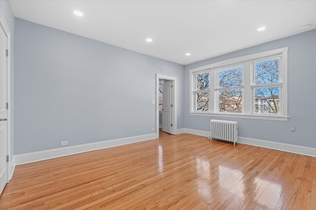 Foto del edificio - 4139 W Leland Ave