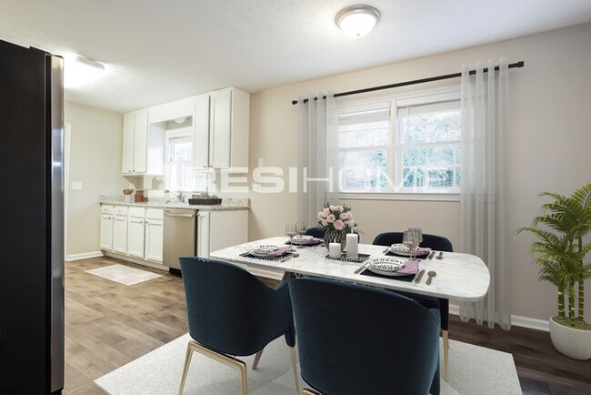 Foto del edificio - 4421 Elmwood Court