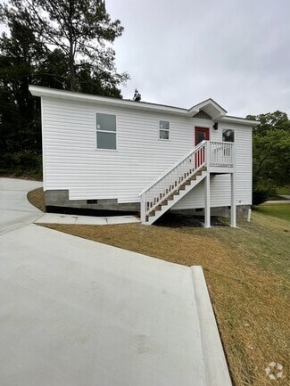 Building Photo - 3707 Wilcox Blvd