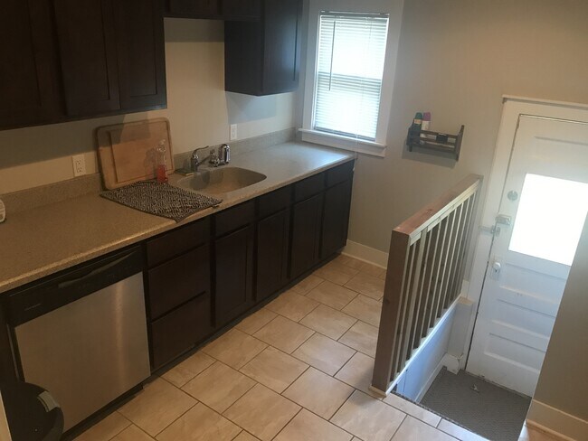 Building Photo - Beautiful House in The Benson Area! Large 2 car Garage!