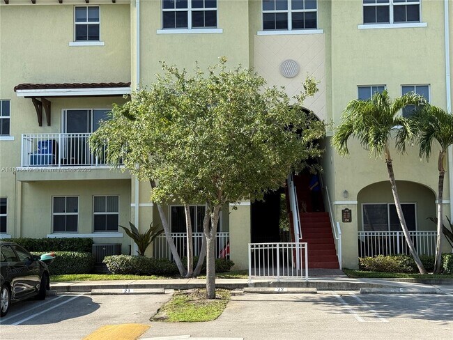 Building Photo - 290 NW 109th Ave