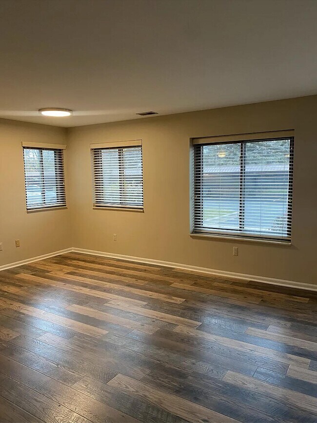 Foto del edificio - 27729 Harrison Woods Ln