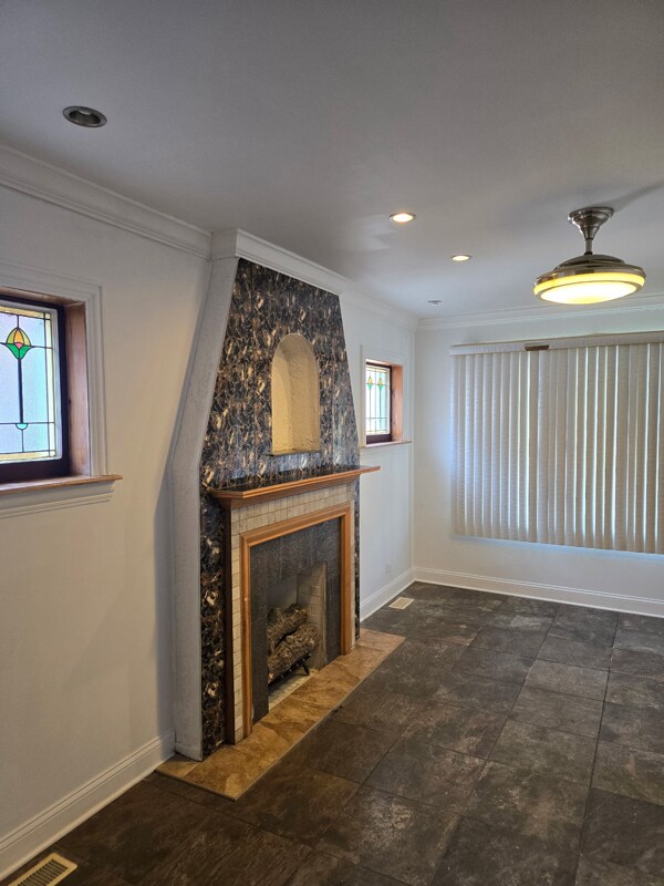 Foto del edificio - 9225 S Marshfield Ave