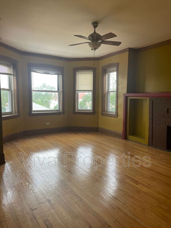 Foto del edificio - 1119 N Christiana Ave