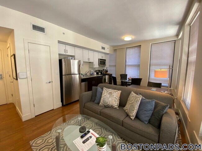 Foto del edificio - 8 Winter Pl