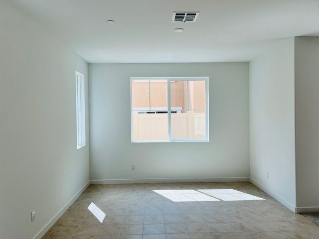 Foto del edificio - 16739 Plantain Wy