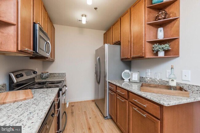 Building Photo - 1200 Walnut St