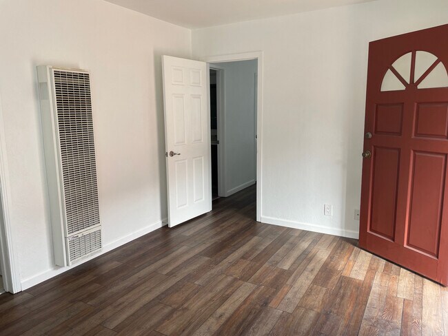 Foto del edificio - 326 S Freeman St