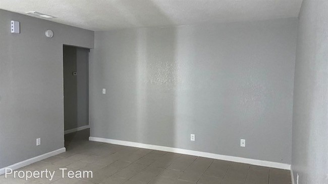 Foto del edificio - 2523-2529 Glen Ave