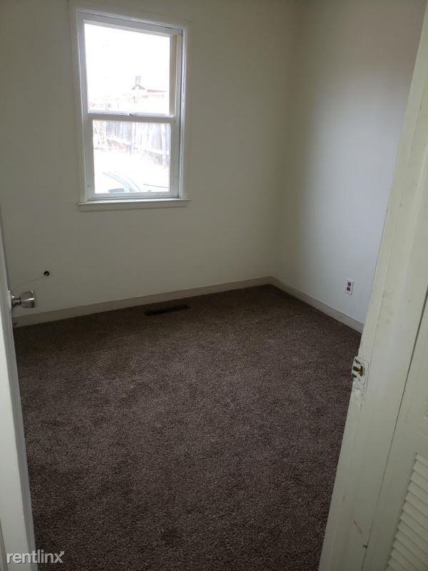 Building Photo - 2 br, 1 bath Townhome - 373 S Hazel Ct
