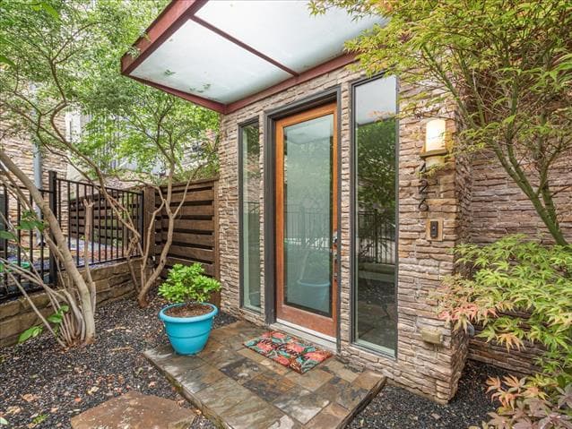 Building Photo - 426 Trinity River Cir