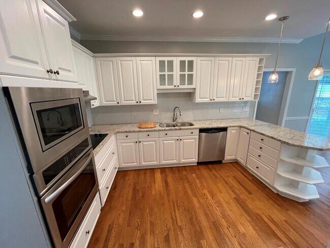 Foto del edificio - 10665 Wren Ridge Rd