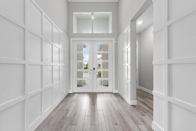 Building Photo - 12272 Waterstone Cir