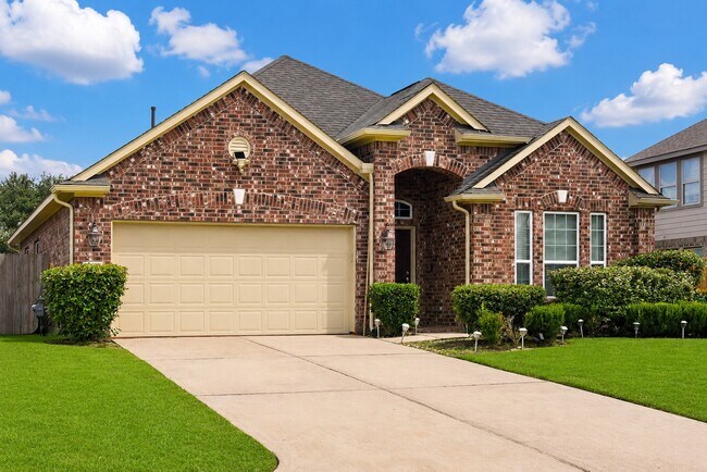 Building Photo - 2232 Ivy Wall Dr