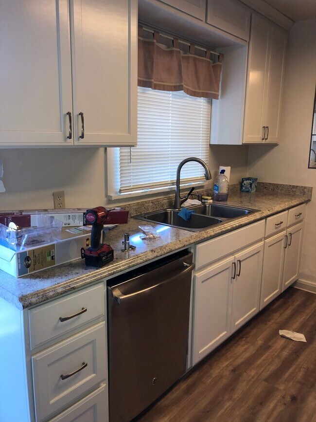 Foto del edificio - Unique 3 bed 1 bath home for Rent