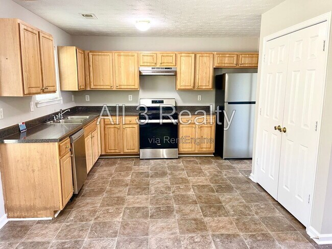 Building Photo - 60 Spring Lake Terrace