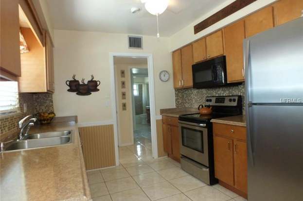 Building Photo - 1801 El Rio Dr