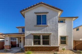 Building Photo - 14633 W Sand Hills Rd