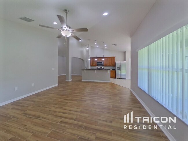 Building Photo - 2420 Cypress Tree Trail
