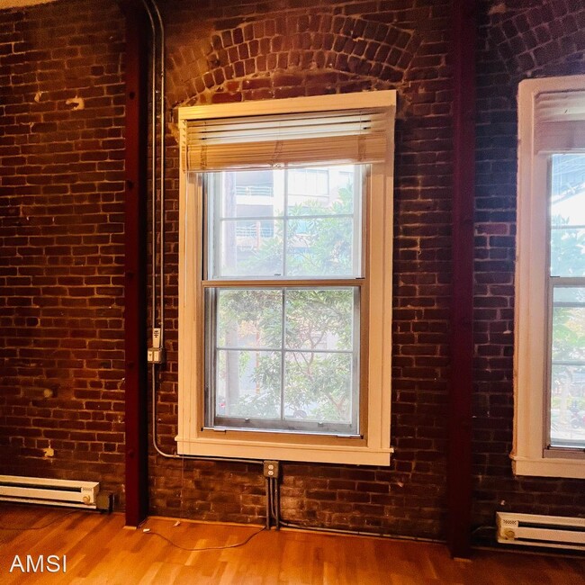 Building Photo - 2 br, 2 bath House - 400 Spear Street #220