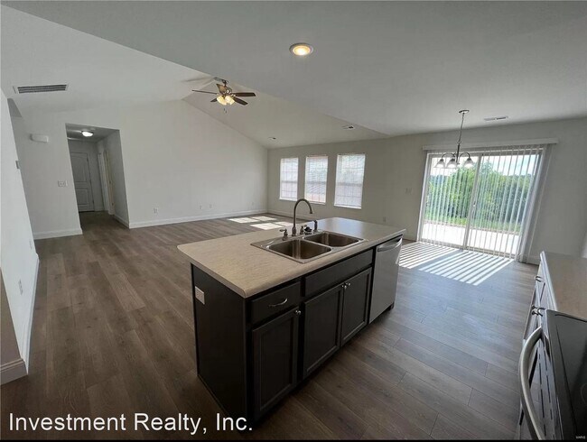Building Photo - 3 br, 2 bath House - 145 Andrews Drive