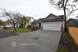 Building Photo - 17931 25th Ave Ct E