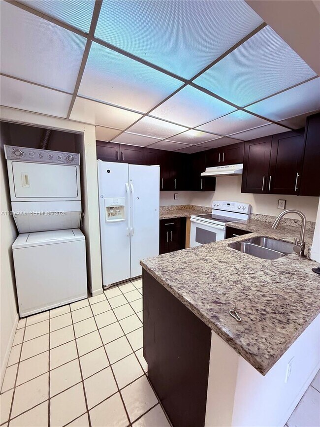 Foto del edificio - 10307 NW 9th St Cir