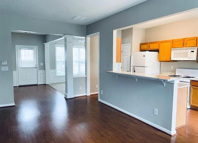 Building Photo - 1403 Anona Pl