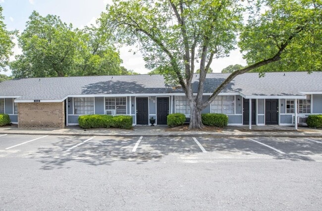 Interior Photo - Village North