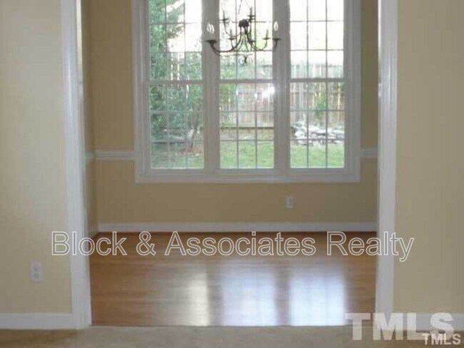 Foto del edificio - 132 Occidental Drive