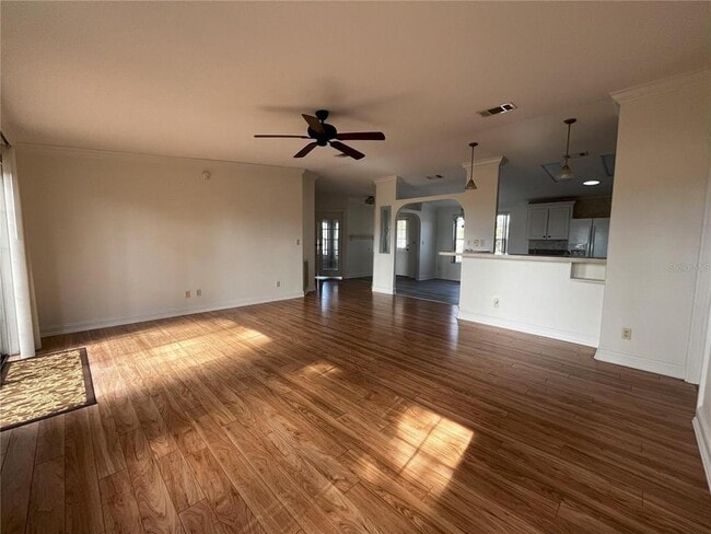 Foto del edificio - 14340 Midfield St
