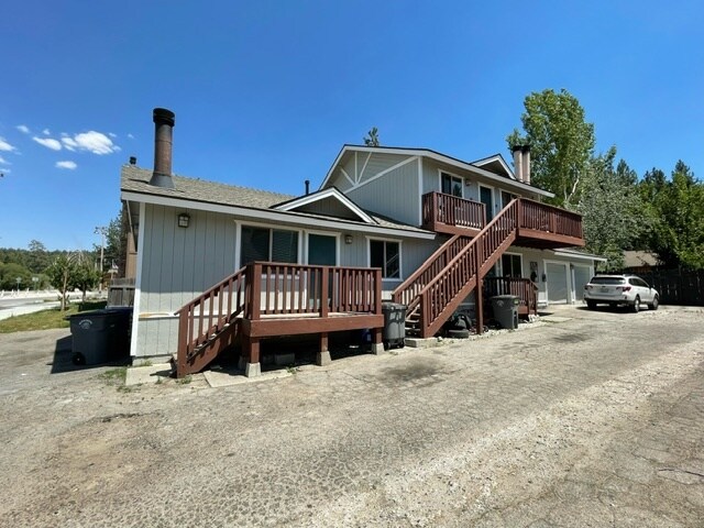 Primary Photo - 42727 Moonridge Rd