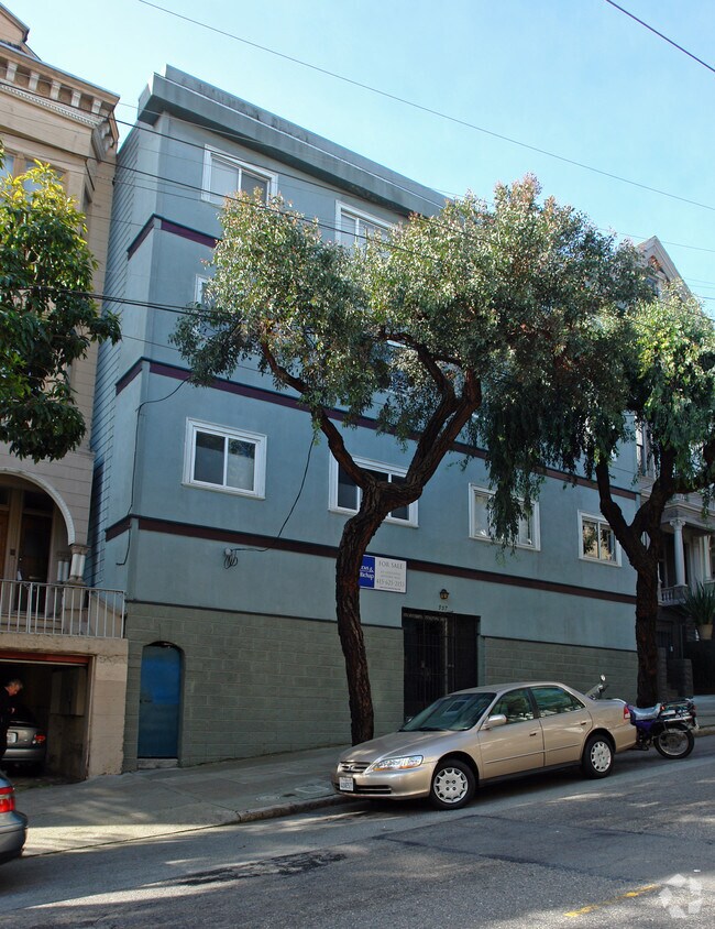 Primary Photo - 957 Hayes