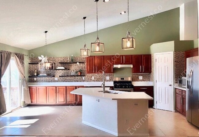 Building Photo - 3027 S Lisbon Way
