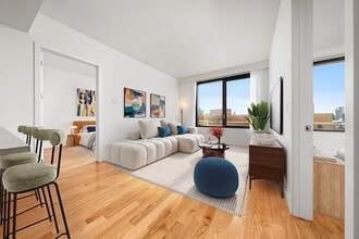 Building Photo - 123 Melrose St