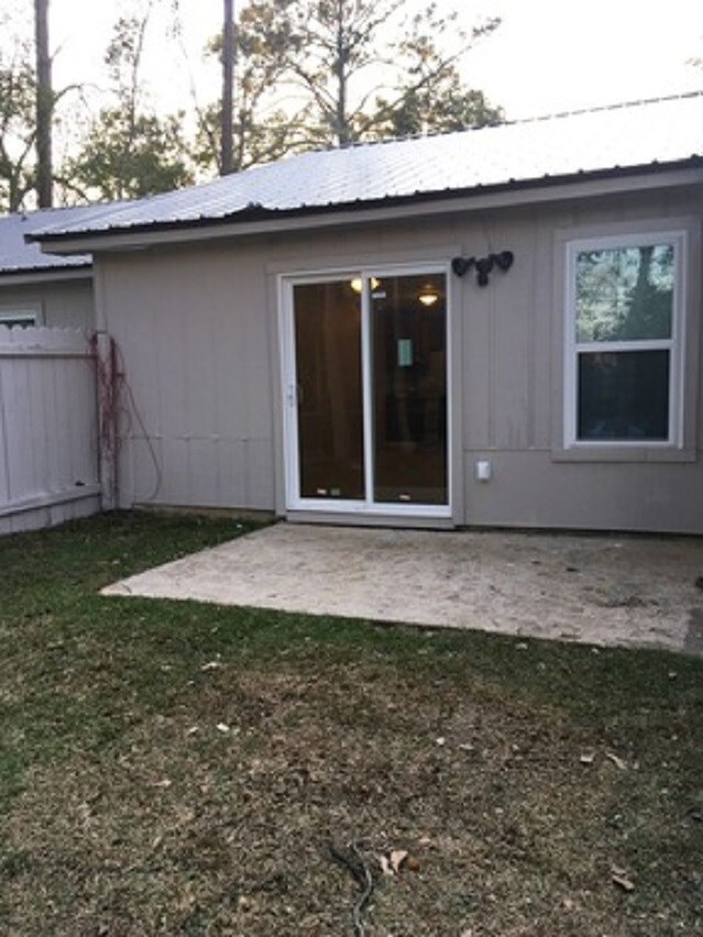 Foto del edificio - 1905 Holmes St