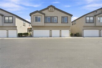 Building Photo - 6060 Allred Pl