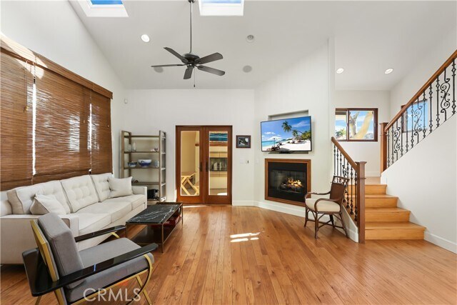 Foto del edificio - 601 Poinsettia Ave