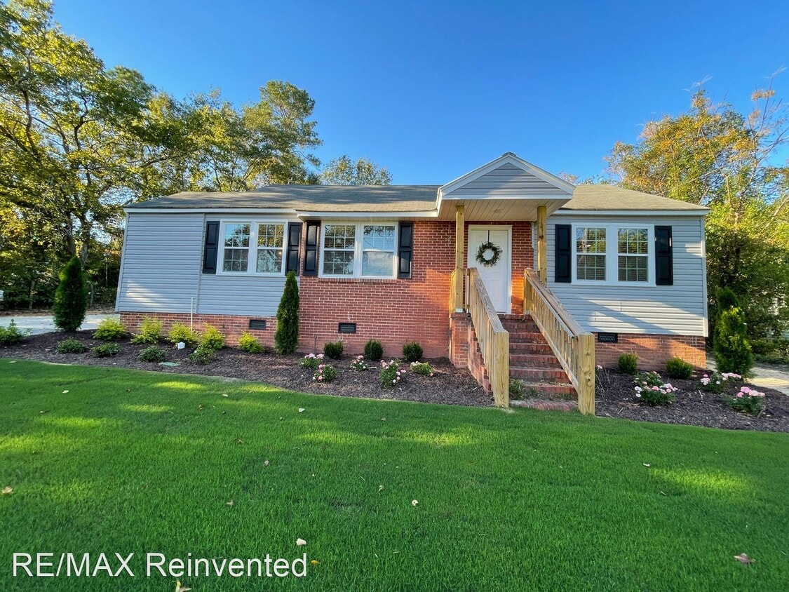 Primary Photo - 3 br, 1.5 bath House - 2305 Walden Drive