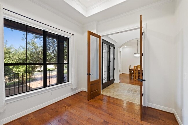 Building Photo - 41 Tiburon Dr