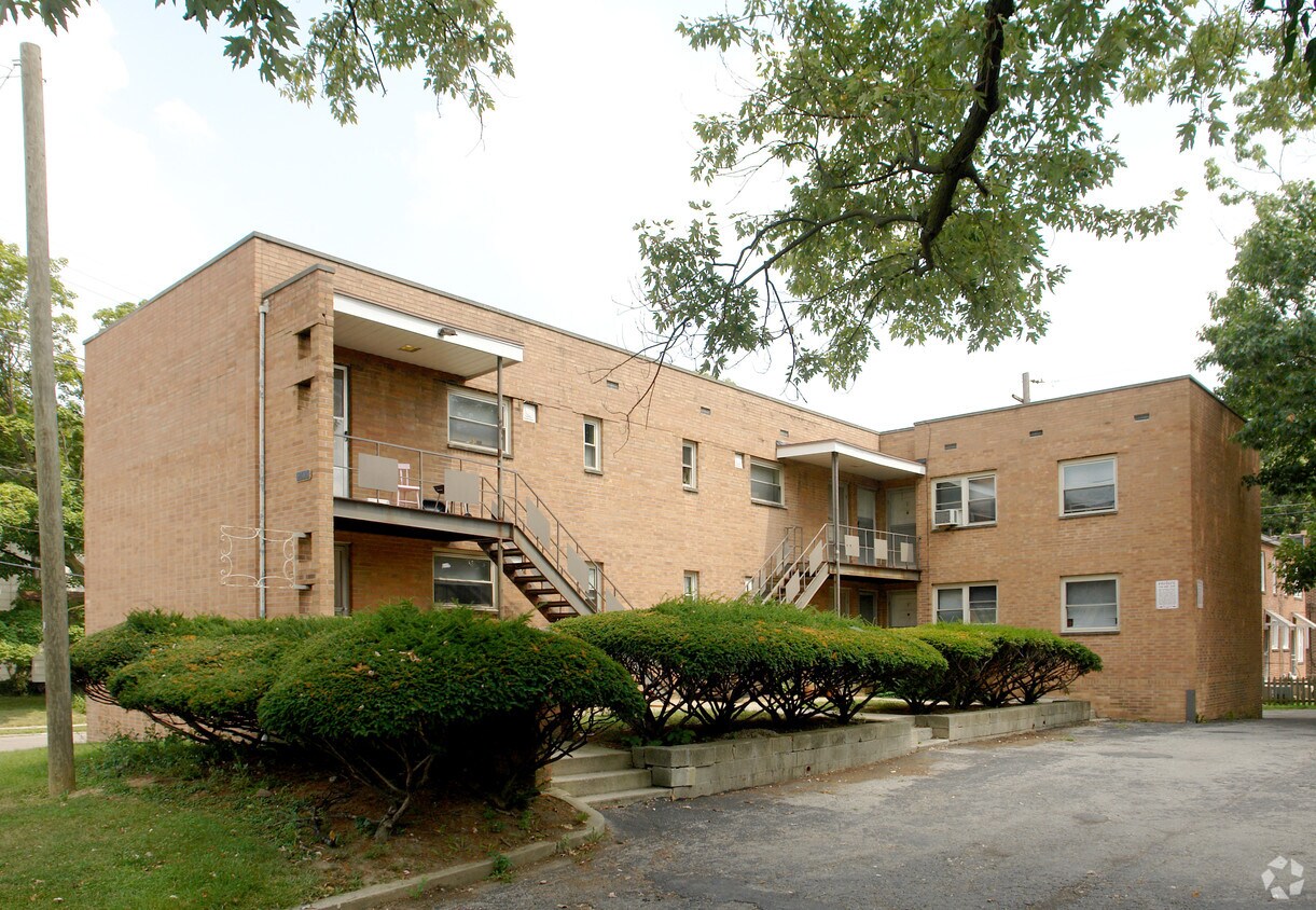 Foto del edificio - 2636 Indianola Ave