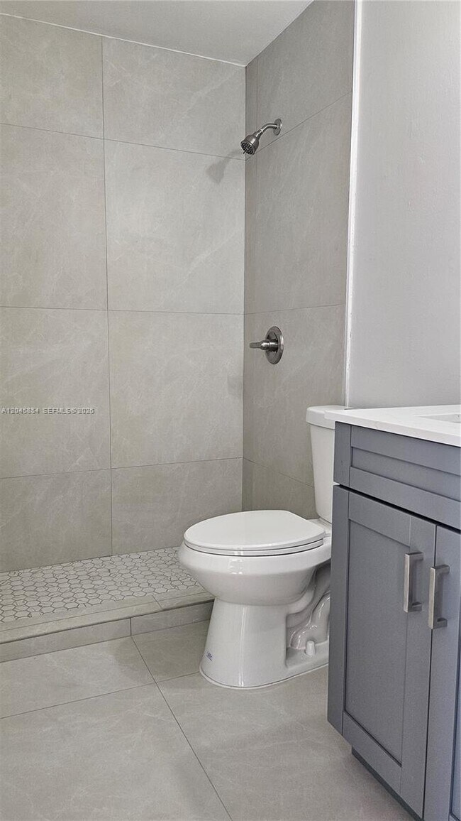 Foto del edificio - 16125 SW 137th Ct