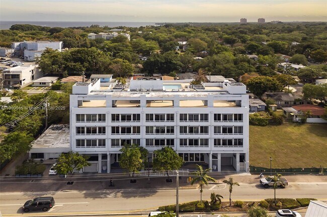 Foto del edificio - 3250 Grand Ave