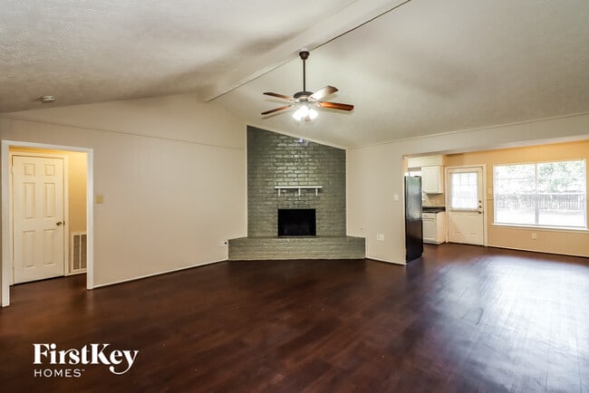 Building Photo - 17538 Bonnie Sean Dr