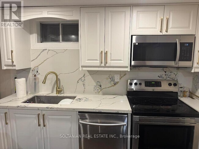 Photo du bâtiment - 337 Bristol Rd