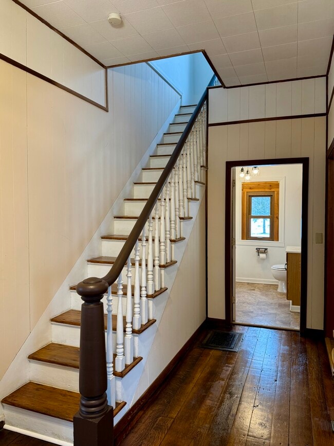 Foto del edificio - 1802 Perry Hwy