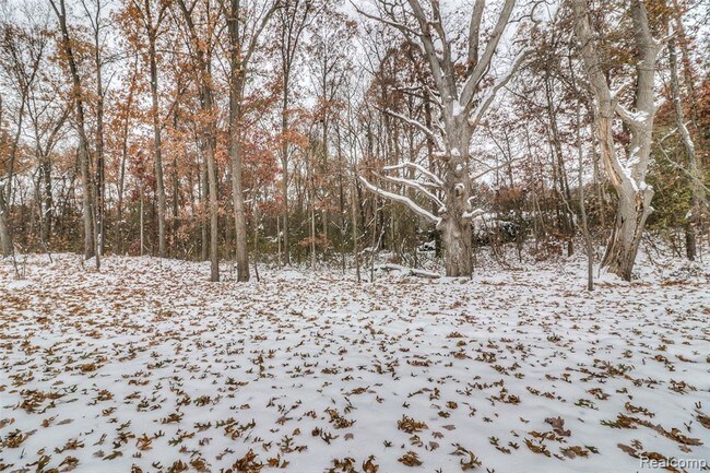Building Photo - 5534 Woodfall Rd